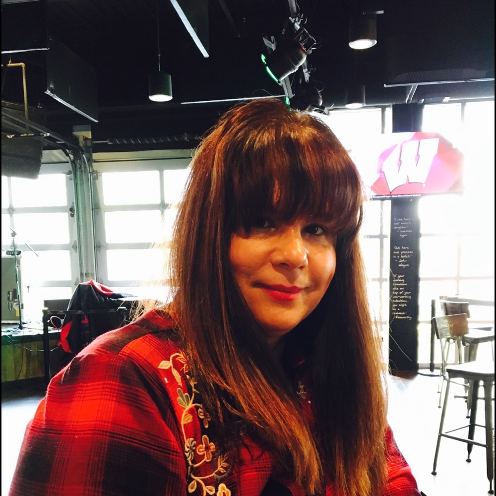 Meet your Posher, Amber